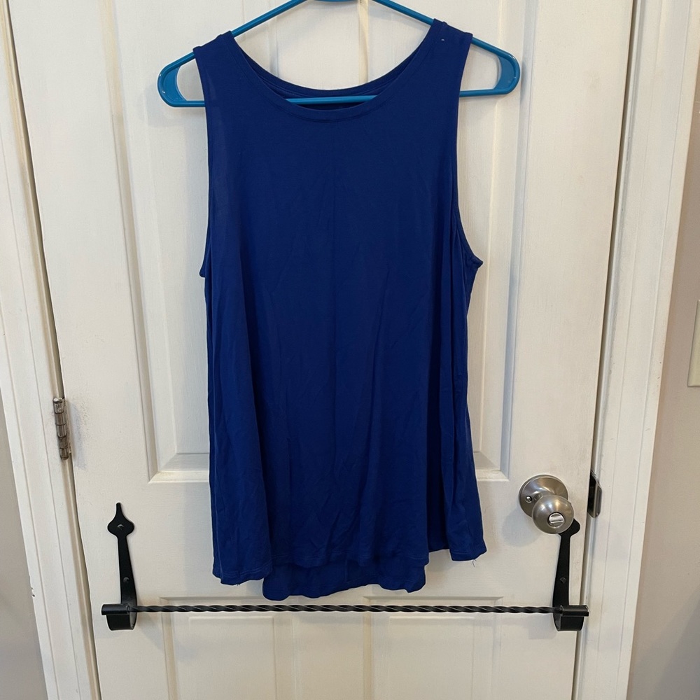 Navy blue Apt 9 medium tank top